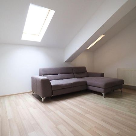 Iassium Airport Apartments Jászvásár Kültér fotó