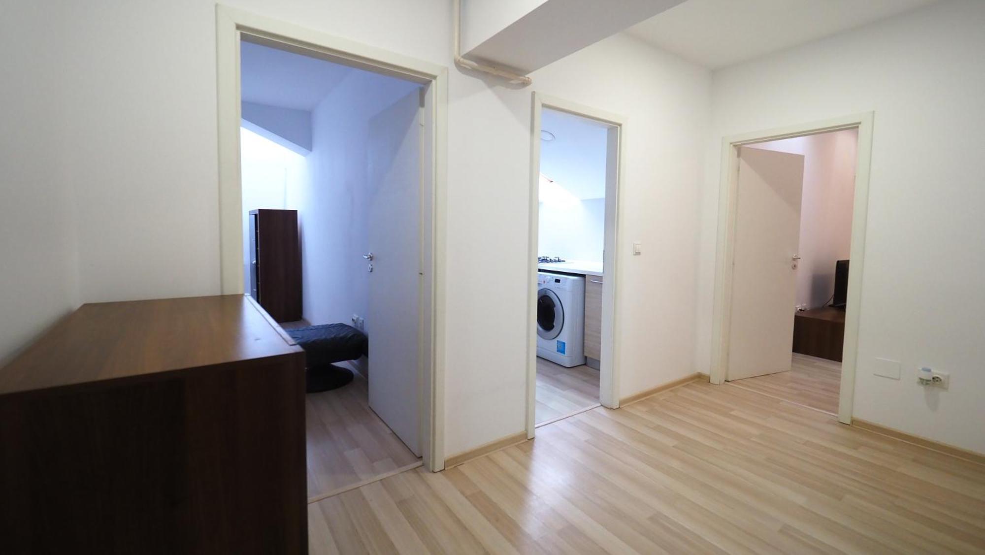 Iassium Airport Apartments Jászvásár Kültér fotó