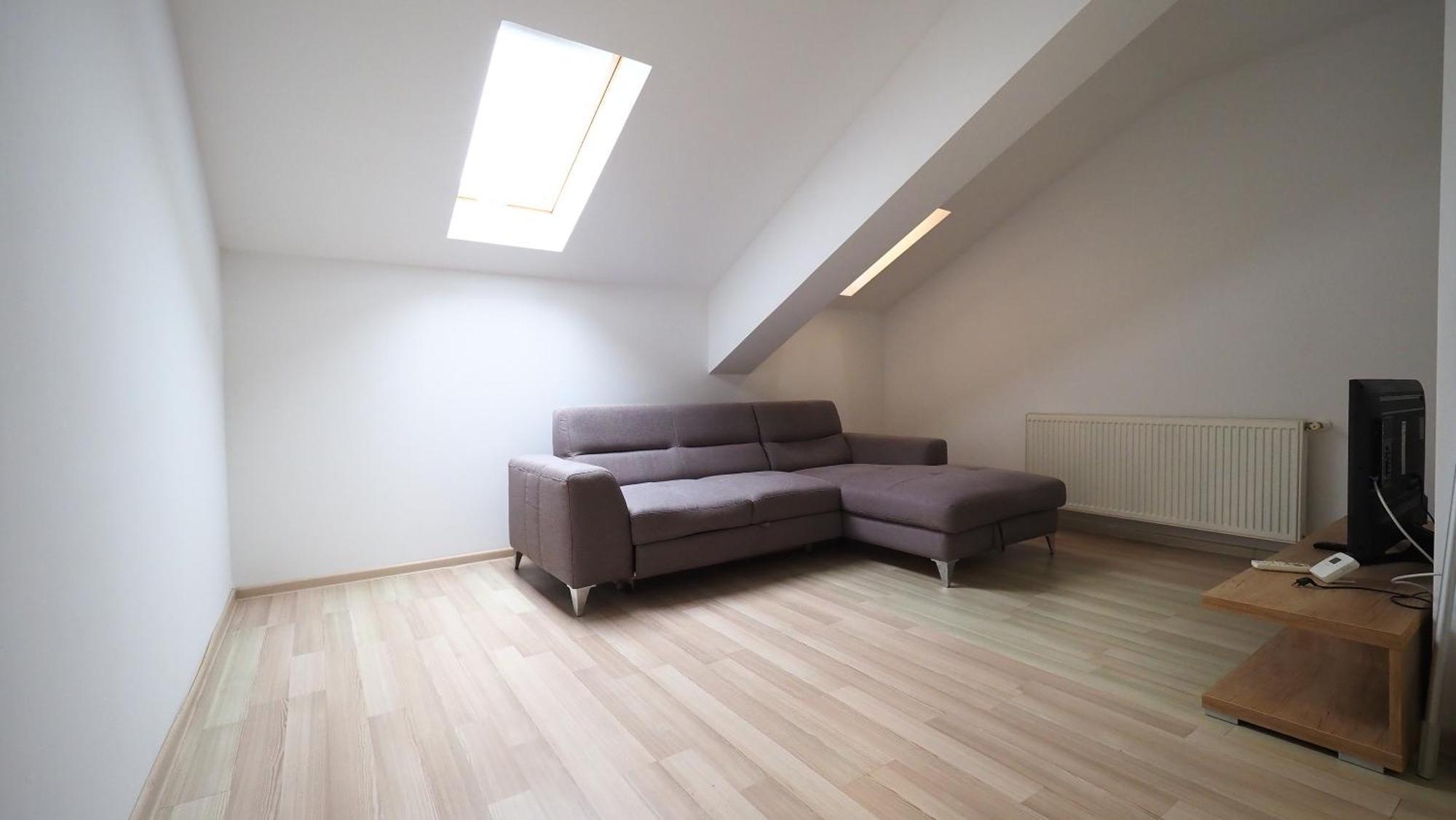 Iassium Airport Apartments Jászvásár Kültér fotó